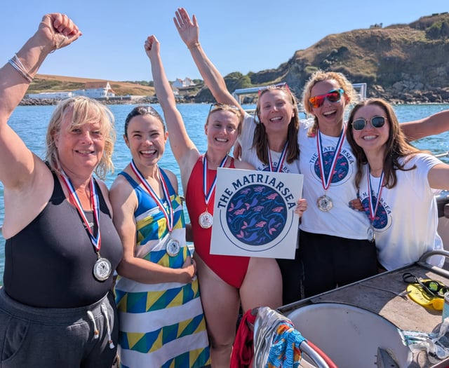 Mother-daughter team conquers English Channel