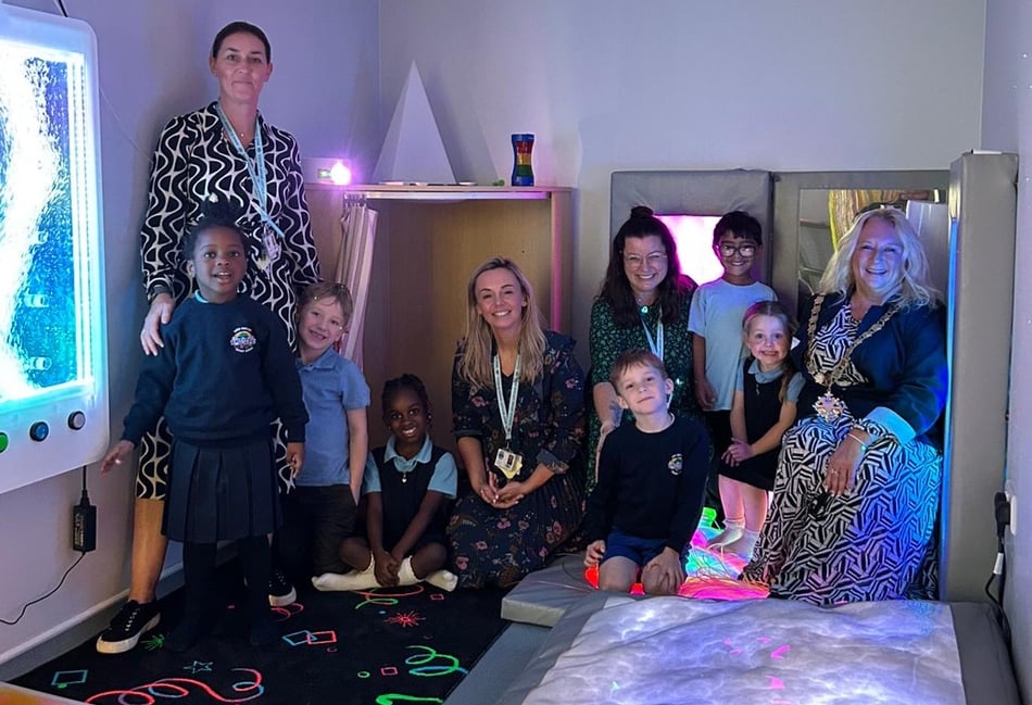 Woking mayor goes back to school to open sensory room