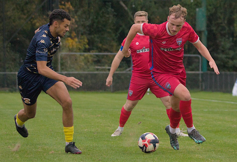 Knaphill score stoppage-time winner to beat Guildford City