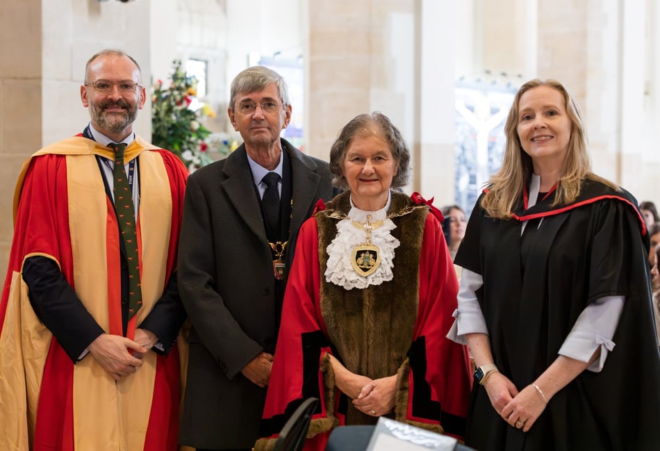Sir William Perkins’s School marks 300 years with 300 trees
