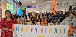 Festival of Lights outshines storm