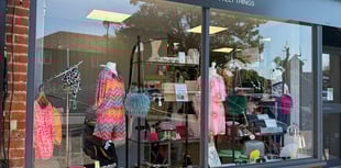 Fraudsters target Byfleet boutique as victim hits out at response