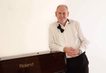 Blackpool ballroom maestro to play Woking Wurlitzer