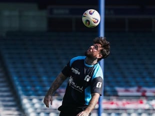 Talking on and off the pitch as Rosa shares mental health message