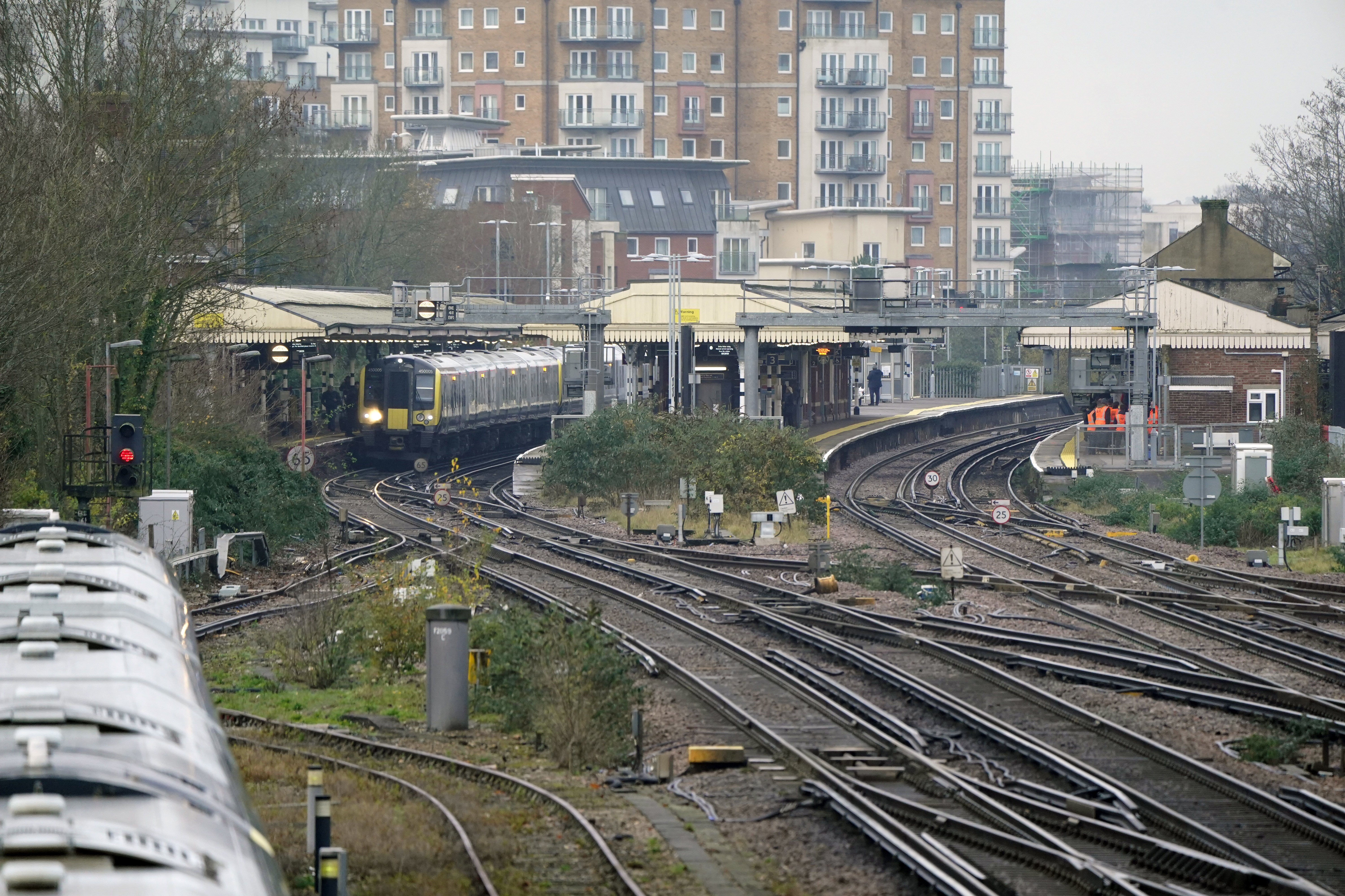 Number of rail journeys in Woking rises by a tenth