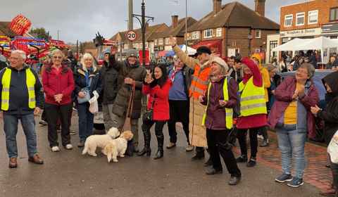 VIDEO: Horsell Christmas Market volunteers thank their Sweet Caroline