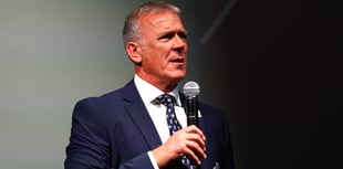 Stewart back in full-time charge to lead Surrey revival
