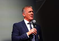 Stewart back in full-time charge to lead Surrey revival