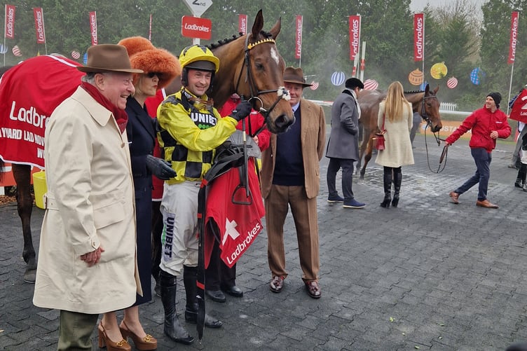 Impressive line-up for King George VI Chase at Kempton on Boxing Day