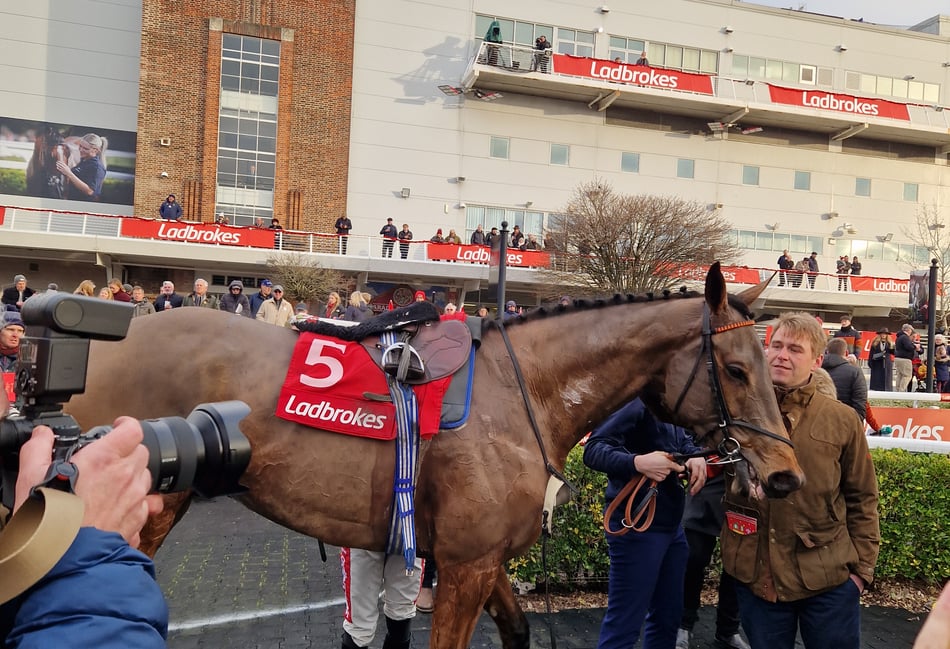 The Jukebox Man wins King George VI Chase at Kempton Park