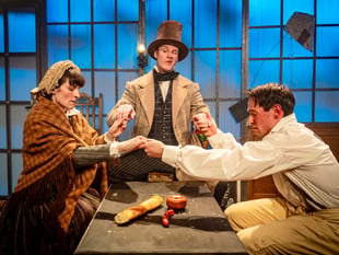 Shakespeare company brings out wit and warmth of Dickens