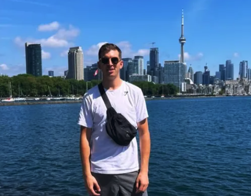 Luke Daniel Kellett-Smith, 34, whose friends have launched a GoFundMe to bring him home to Woking following his tragic death in Toronto. (Credit: GoFundMe)