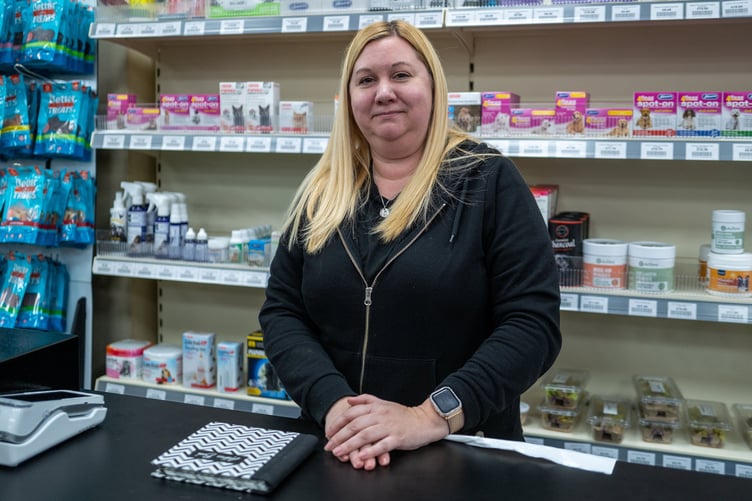 Lindsey Wells, Caterham Surrey. // A council is bidding to introduce plans which could see drivers fined up to 100 - for "excessive horn honking". Tandridge District Council (TDC) filed an application for a Public Space Protection Order (PSPO) on Monday (12/1) after complaints about the actions of motorists. The authority said it had received "repeated reports" of vehicles mounting and parking on pavements across the Caterham Valley area of Surrey. TDC said the new rules would also cover "excessive horn honking" - although added that the specifics of this would be ironed out during a three-month consultation.