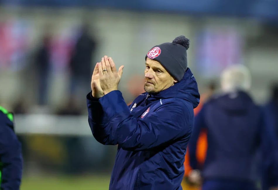 Woking manager Neal Ardley criticises side's defending in away defeat