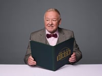 Les Dennis to appear in Waitress at Woking's New Victoria Theatre