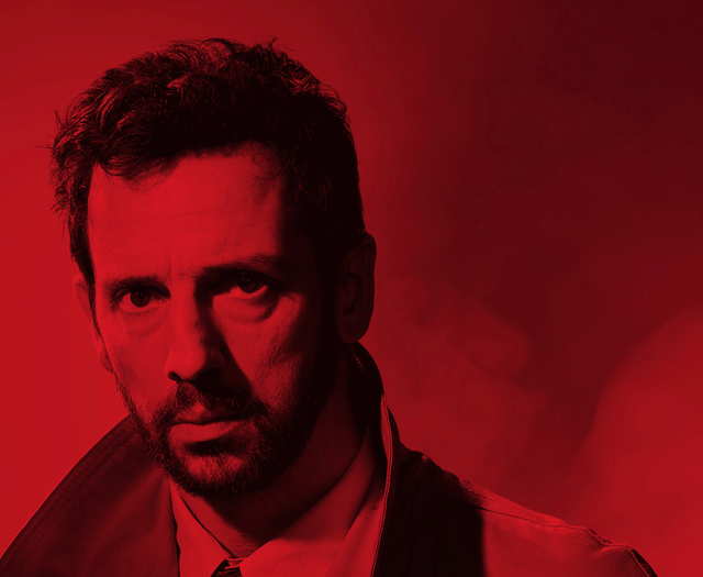 Ralf Little comes in from the cold at the New Victoria Theatre