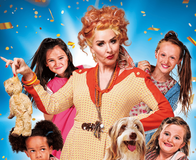 Claire Sweeney to star in Annie at New Victoria Theatre