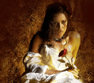 Ellen Kent brings Carmen and Madama Butterfly to Woking