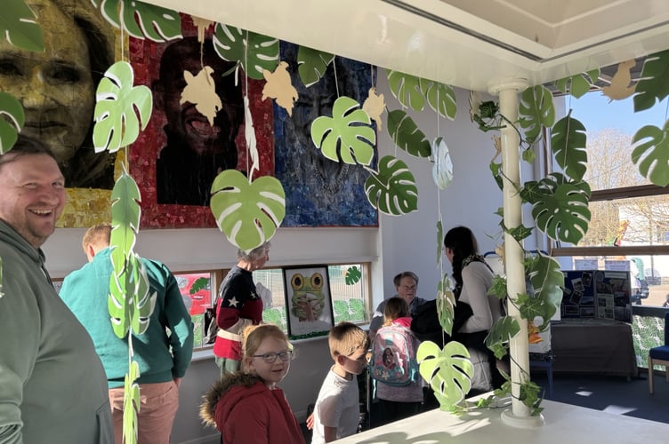 Knaphill Lower School