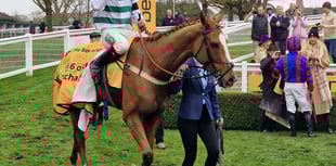 Mondo Man seals thrilling victory at Sandown Park