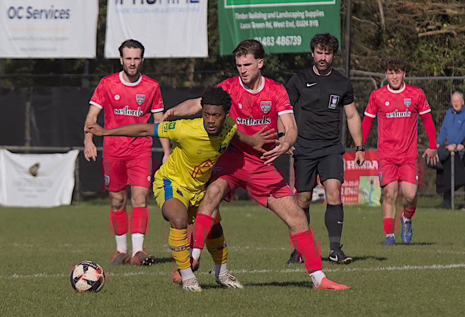 Knaphill earn important win against Sutton Common Rovers