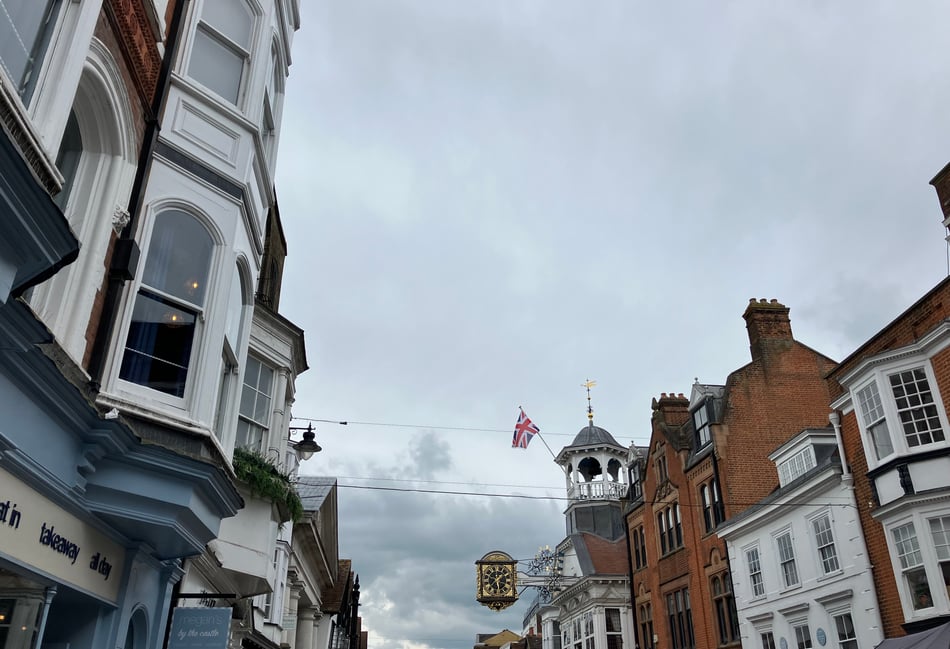 Guildford backs town council despite poverty concerns