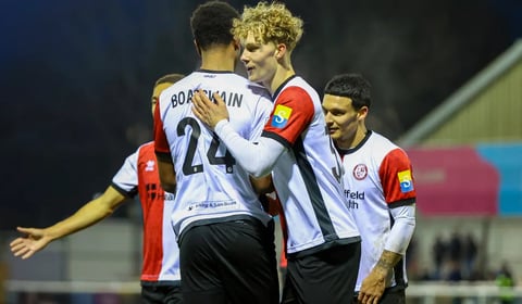 Woking academy graduate Tom Dryer signs first professional contract