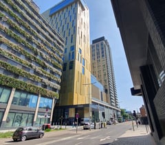 Victoria Way lane closes as Hilton cladding works begin