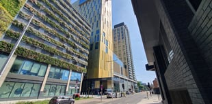 Victoria Way lane closes as Hilton cladding works begin