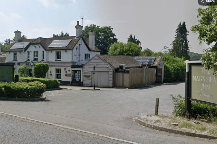 WNM Nags Head Knaphill