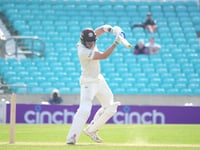 Smith and Pope lead resistance as Surrey draw against Leicestershire