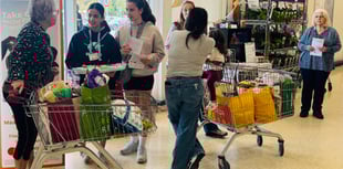 Young bakers raise awareness for community fridge