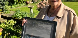 Dame Judi's donation to theatre picture perfect