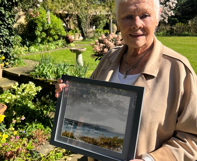 Dame Judi's donation to theatre picture perfect