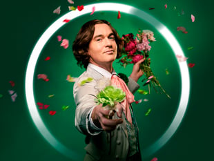 One-man play summons spirit of Oscar Wilde
