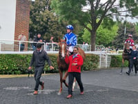 Fallon extends winning streak at Kempton Park