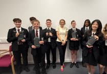 Students 'more confident' in phone-free schools