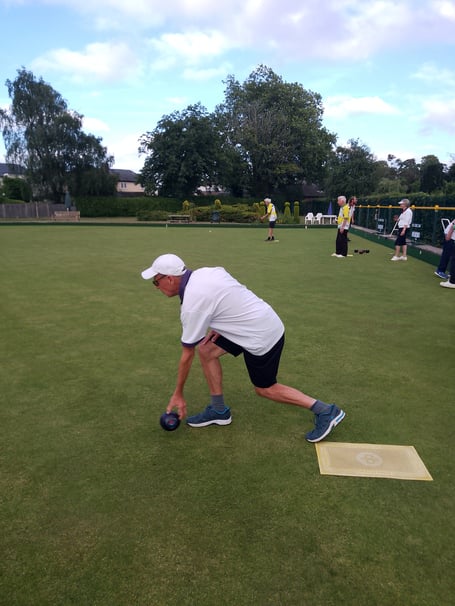Paul Cousins playing for Mayford Hall against Knaphill.