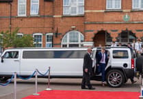 Red carpet treatment: Gordon's students make an entrance at Prom