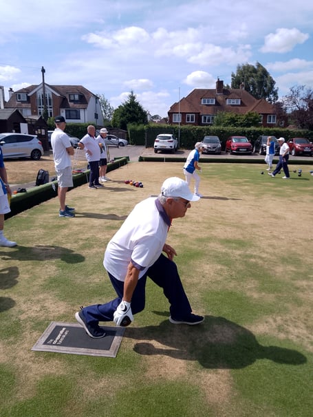 Enzo Ferraro bowling at West Byfleet