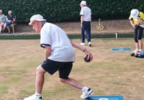 Mayford Hall Bowls Club beat Knaphill but fall to defeat against Holloway Hill