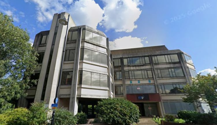 Thameside House