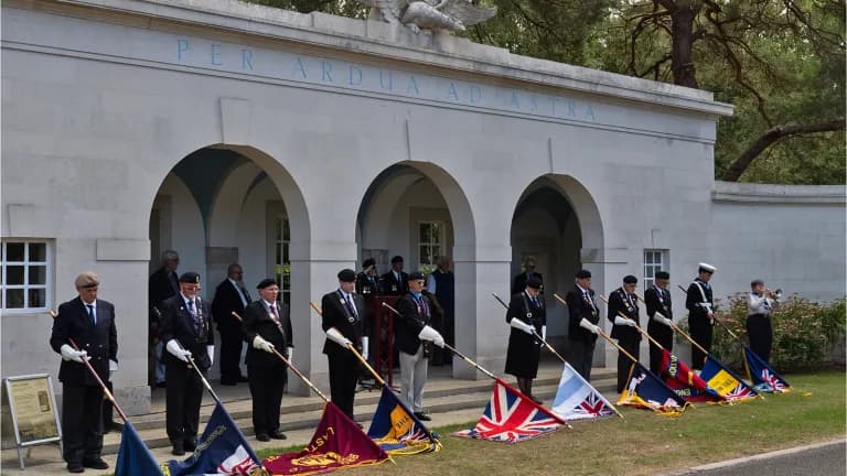 Last Post honoured by Brookwood association