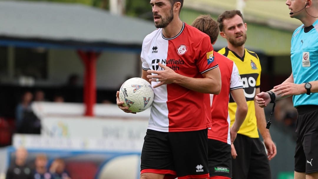 Jake Hyde destaca el aporte de John Marquis en Woking