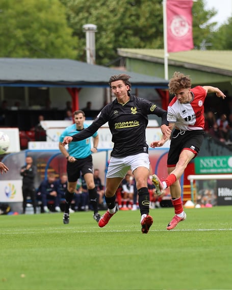 Matt Ward fires an effort goalwards (Photo: Callum Knowles)