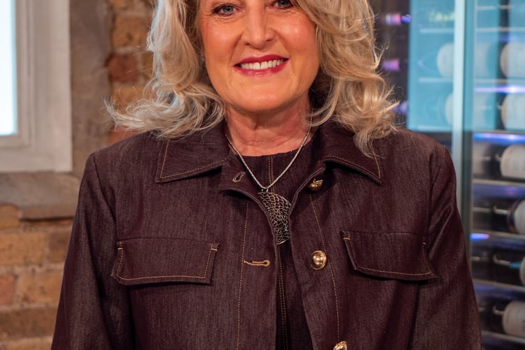 Amanda Ross.