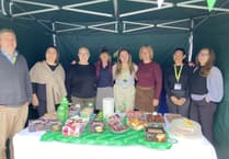 Lansbury fundraiser proves piece of cake