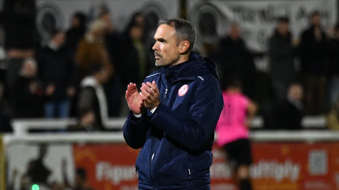 Woking manager Craig Ross praises side's effort in Boreham Wood defeat ...